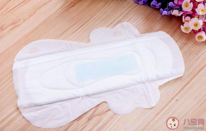 女性使用不安全卫生巾危害有多大 怎么看卫生巾产品质量 女性使用不安全卫生巾危害有多大 怎么看卫生巾产品质量