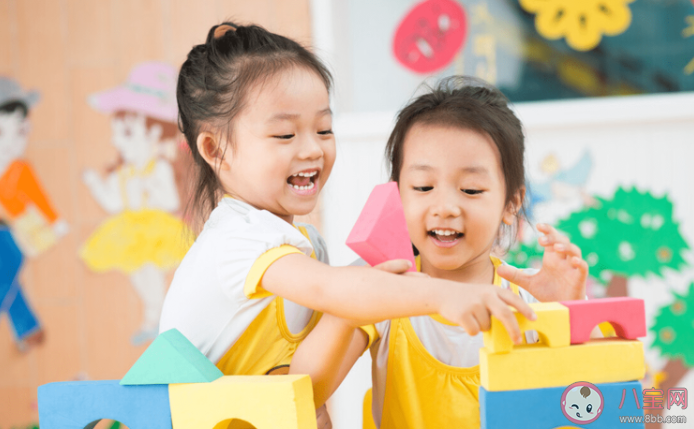 孩子为什么不愿意在幼儿园拉便便 孩子在幼儿园憋便怎么办