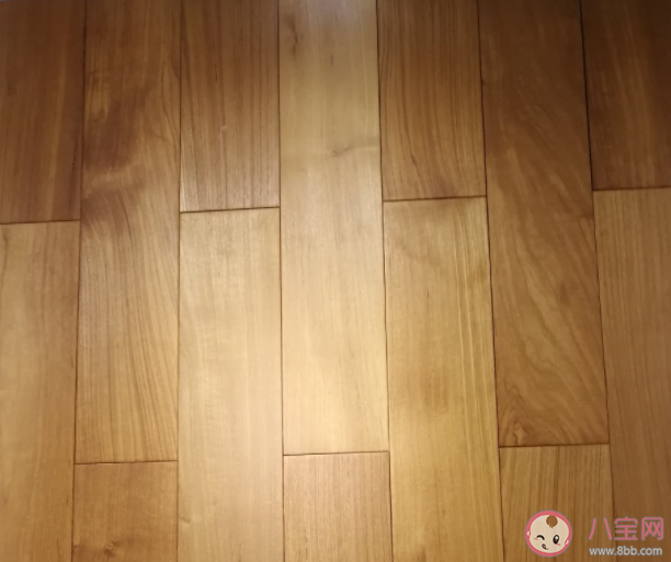 二翅豆地板和橡木哪个好 二翅豆地板优缺点是什么 二翅豆地板和橡木哪个好 二翅豆地板优缺点是什么