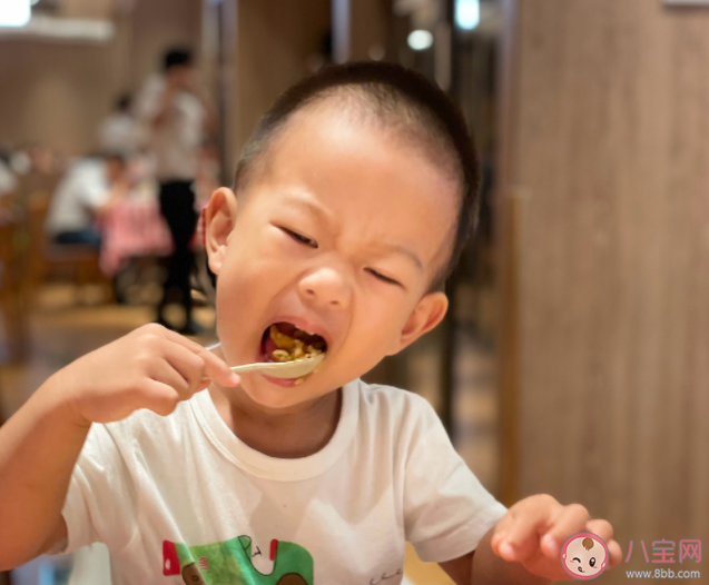 鸡娃会不会害了孩子 怎样看待鸡娃教育