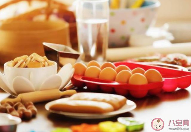 父母禁止孩子吃零食会怎样 怎么合理给孩子选择零食