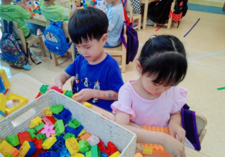 如何帮孩子顺利度过入园适应期 怎样让孩子快速适应幼儿园生活