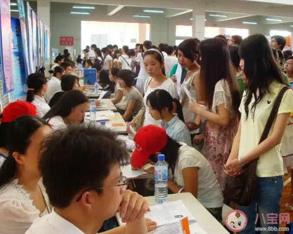 大学生课余时间要做兼职吗 兼职到底有什么用 大学生课余时间要做兼职吗 兼职到底有什么用