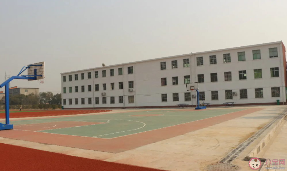 儿子上一年级了怎样发朋友圈 儿子升一年级的感慨句子 儿子上一年级了怎样发朋友圈 儿子升一年级的感慨句子