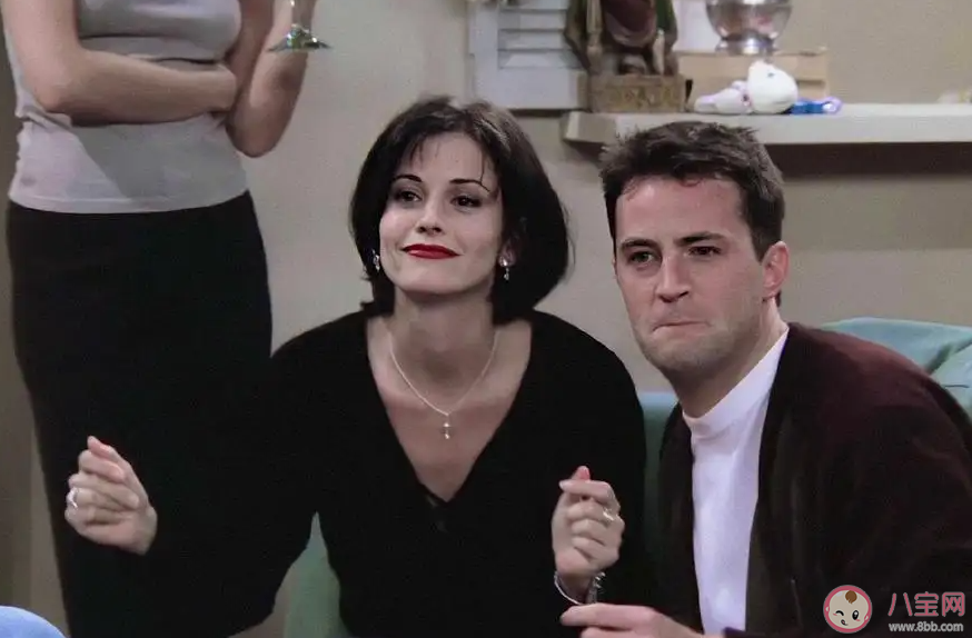 为什么这么多人喜欢老友记 老友记的哪些情节打动人 为什么这么多人喜欢老友记 老友记的哪些情节打动人