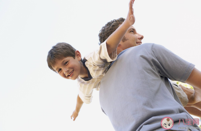 如何养出乐观的孩子 乐观的父母对孩子有什么影响
