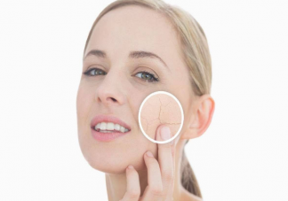 秋冬皮肤干燥如何正确洗澡 为什么秋冬季节皮肤更容易敏感干燥