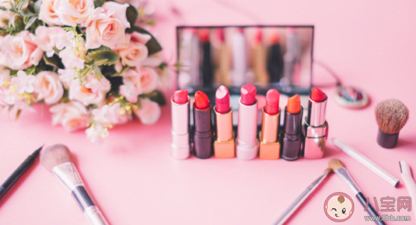 23岁女孩网购美白面膜中毒是怎么回事 三无面膜会带来哪些危害 23岁女孩网购美白面膜中毒是怎么回事 三无面膜会带来哪些危害