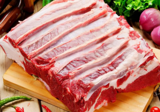 大叔顿顿吃肉血管里堵4厘米油脂 顿顿吃肉危害有多大