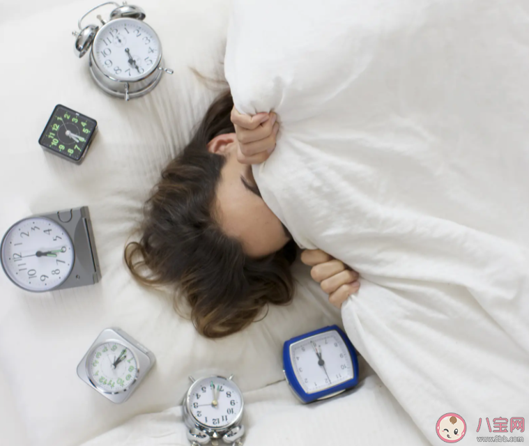 赖床久坐到底有多伤身 窝在家里不动对身体有好处吗