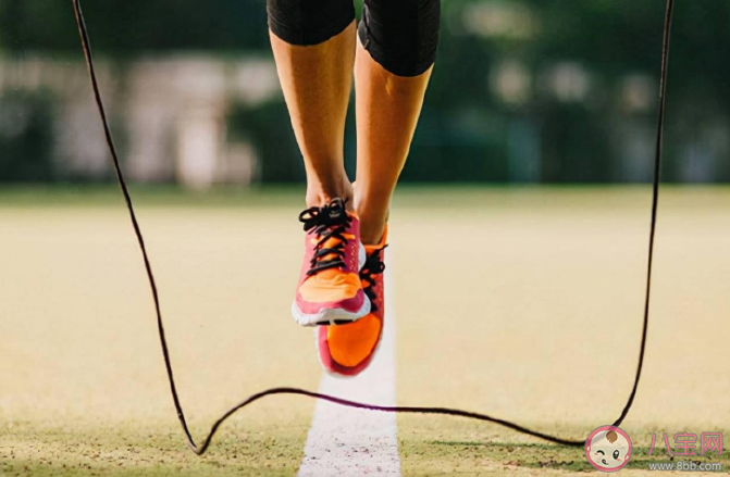 冬天适合哪些运动 冬季运动易犯3个错 冬天适合哪些运动 冬季运动易犯3个错