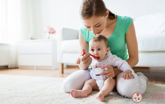 孩子吃肉没怎么嚼就吞会对胃造成负担吗 宝宝为什么总是含饭不嚼 孩子吃肉没怎么嚼就吞会对胃造成负担吗 宝宝为什么总是含饭不嚼