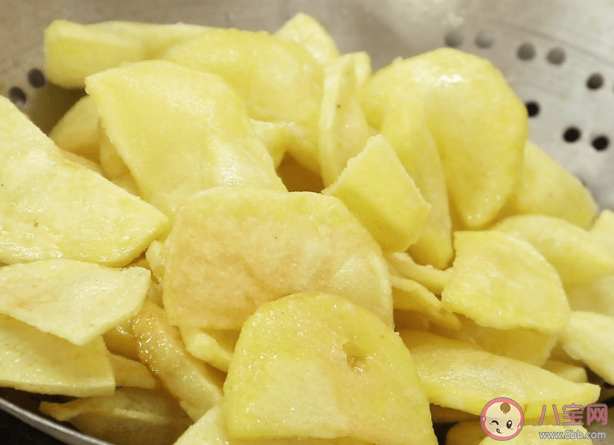 受伤部位贴生土豆片有消肿作用吗 受伤后如何判断自己的伤痛