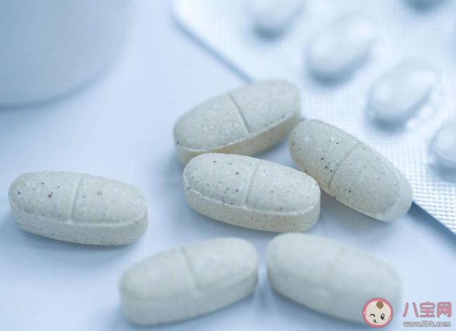 专家说在家自行吃药或耽误治疗是真的吗 这些用药误区要知道