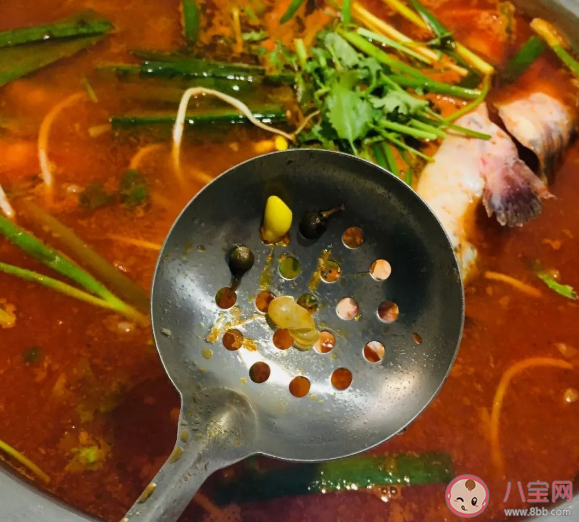 蚂蚁庄园三天不吃酸走路打蹿蹿形容我国哪个地区的饮食风俗 12月11日答案