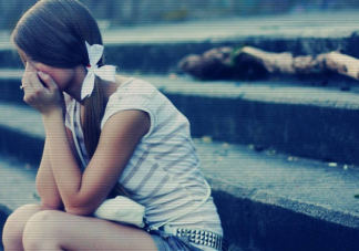 为什么被安慰却更容易哭 要怎样做才能真正安慰别人