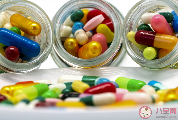 布洛芬过期了还能吃吗 过期的药品还有效果吗 布洛芬过期了还能吃吗 过期的药品还有效果吗