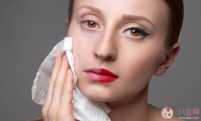 皮肤屏障受损会导致哪些问题 如何正确修复屏障受损的皮肤