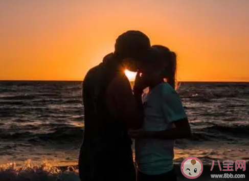 为什么劝情侣不要轻易拉黑 怎样看待情侣互相拉黑 为什么劝情侣不要轻易拉黑 怎样看待情侣互相拉黑