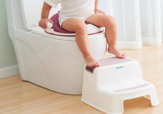 宝宝总憋尿有什么危害 怎么纠正孩子憋尿的不良习惯