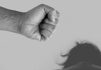 遭遇家暴最直接的解决办法是什么 家暴者都有哪些特征