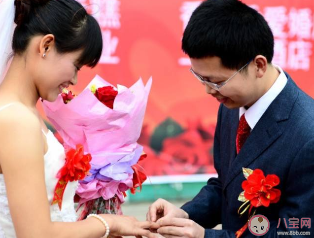 得知前任结婚时是什么感受 前任要结婚了你有什么想法 得知前任结婚时是什么感受 前任要结婚了你有什么想法