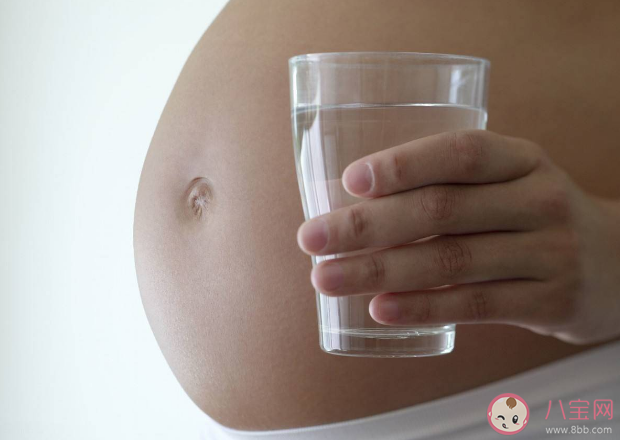 孕晚期喝椰青水可以使羊水变清澈吗 如何保持羊水清澈
