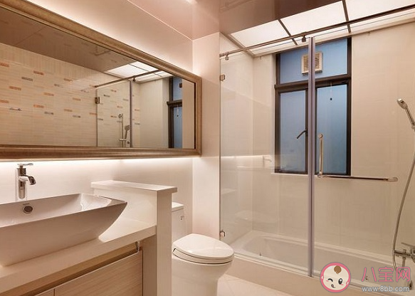 父母该不该带孩子进异性厕所 怎样看待带男童进女厕所