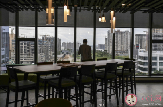 亚马逊要求员工一周到岗工作3天 远程办公为何不被公司普遍接受