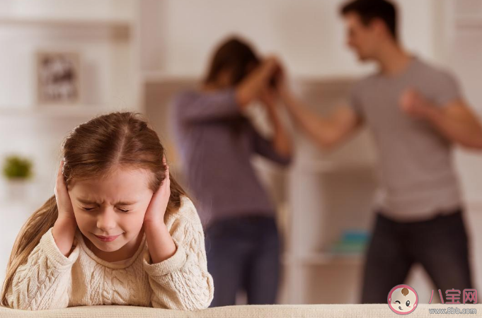 家暴对孩子的影响能有多大 见过家暴的孩子如何做好心理疏导