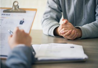 为什么大学生越来越求稳了 如何看待大学生就业求稳