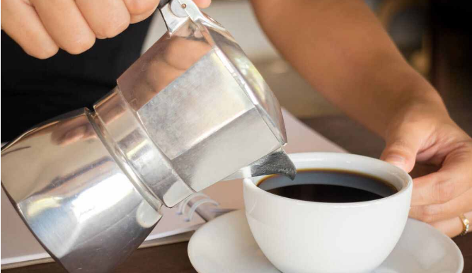 干嚼咖啡可以减压吗 干嚼咖啡有什么危害 干嚼咖啡可以减压吗 干嚼咖啡有什么危害