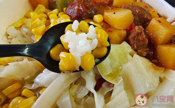 年薪30万女生转行卖快餐是什么原因 卖快餐赚钱吗 年薪30万女生转行卖快餐是什么原因 卖快餐赚钱吗