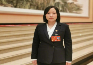 90后代表称大学生也可以回农村 你赞成大学生回农村吗