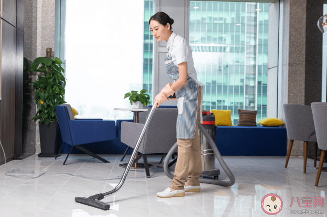 委员称家政不能成为暴利行业对吗 家政行业有多暴利 委员称家政不能成为暴利行业对吗 家政行业有多暴利