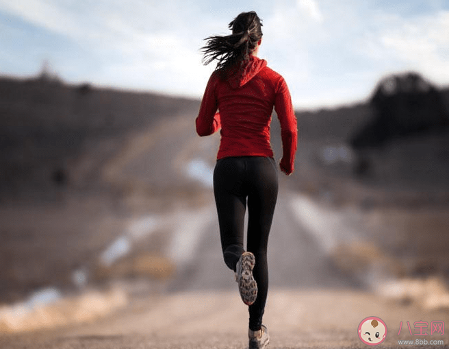 运动不出大汗是怎么回事 为什么运动后出汗很少 运动不出大汗是怎么回事 为什么运动后出汗很少