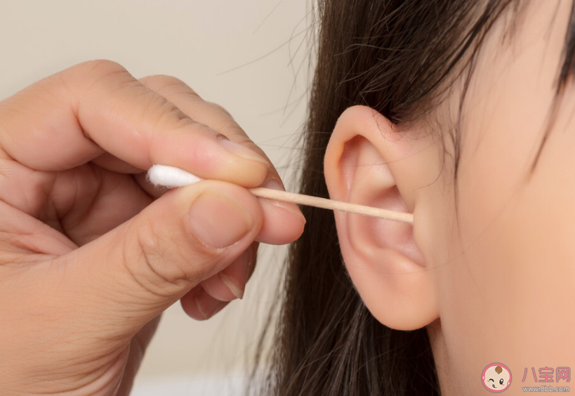 耳屎是怎样保护耳朵的 要每天都掏耳朵吗