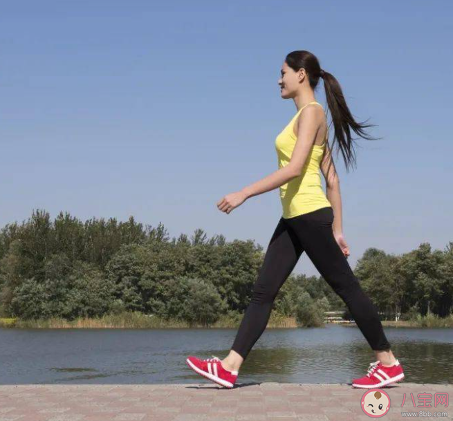 建议每天最少走7000步 走路对身体有什么好处 建议每天最少走7000步 走路对身体有什么好处