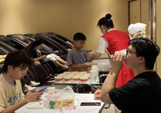 究竟谁在海底捞留宿 如何看待在海底捞留宿