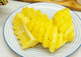 难怪吃菠萝嘴巴疼 怎样吃菠萝嘴不会疼
