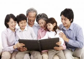 为什么从来不和爸妈分享日常 和父母交流变少怎么办