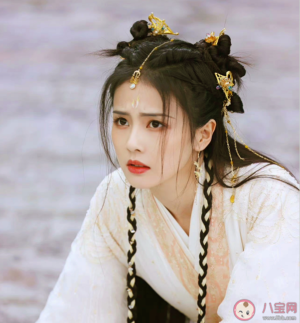 《长月烬明》叶夕雾是黎苏苏的一缕恶魂吗 叶夕雾和黎苏苏是同一个人吗 《长月烬明》叶夕雾是黎苏苏的一缕恶魂吗 叶夕雾和黎苏苏是同一个人吗