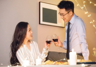 姐弟恋是怎么突然盛行起来的 姐弟恋会成为普遍吗