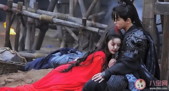 《长月烬明》翩然叶清宇在一起了吗 翩然最后死了吗