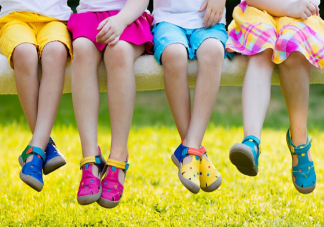 天气热了孩子怎么穿衣服 幼儿园天热穿衣建议