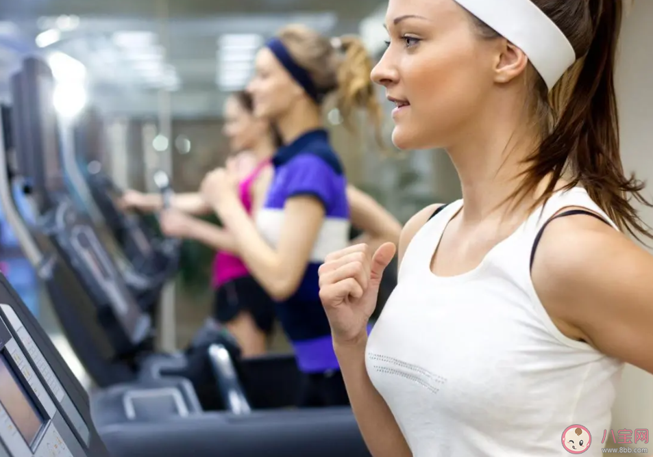 健身房里的昼与夜是怎样的 你下班后会去健身房吗 健身房里的昼与夜是怎样的 你下班后会去健身房吗