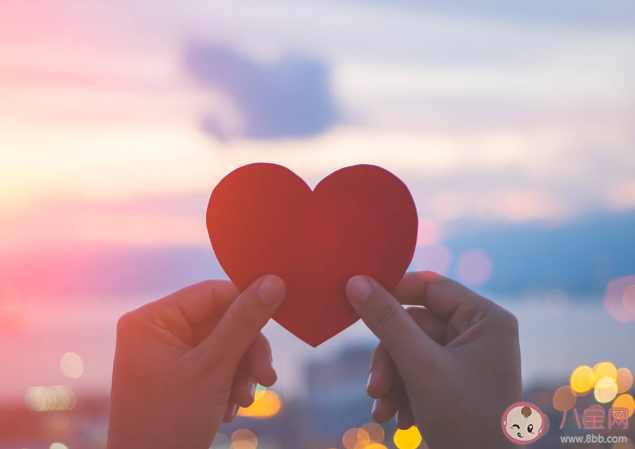 恋爱是应该感性些还是理性点 怎么用男性思维谈恋爱 恋爱是应该感性些还是理性点 怎么用男性思维谈恋爱