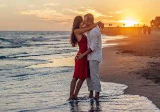 恋爱关系的本质是什么 爱情的本质是等值交换吗