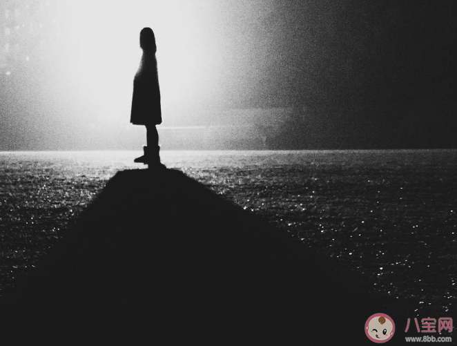 年轻人为何宁可孤独也不谈恋爱 为什么连恋爱都不想谈了