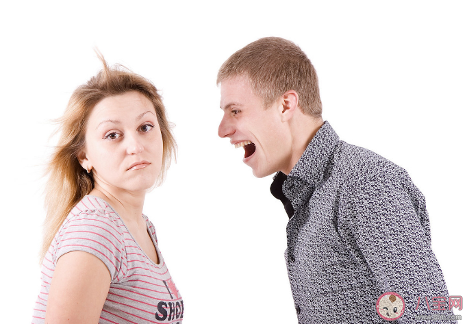 女朋友生气了哄开心了就好了吗 女朋友生气了怎么哄是正确方法 女朋友生气了哄开心了就好了吗 女朋友生气了怎么哄是正确方法